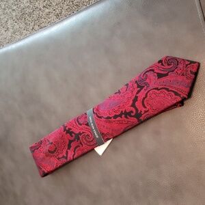 Men's tie